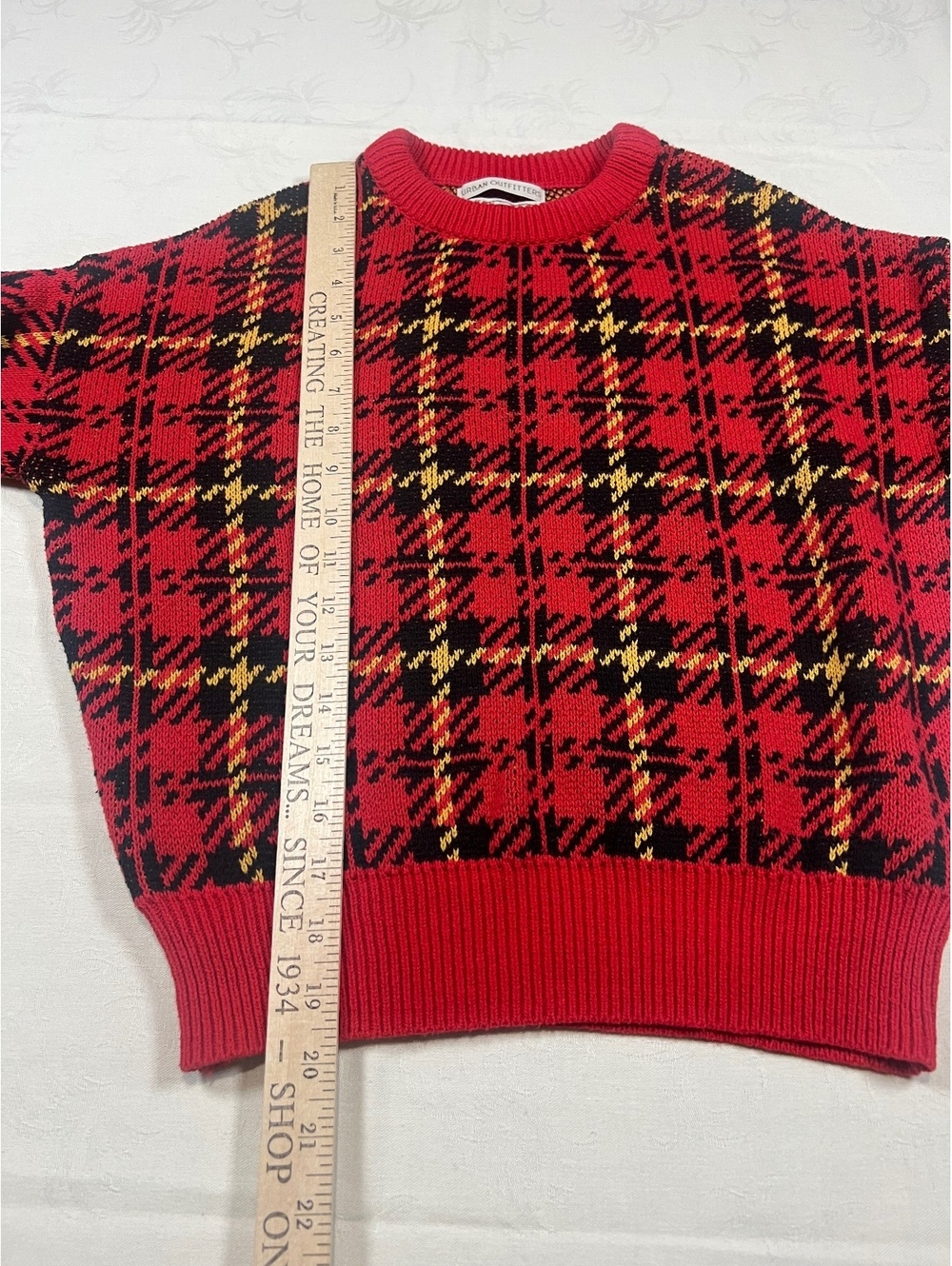 Urban Outfitters Red Plaid Sweater Size Small - Picture 4 of 6